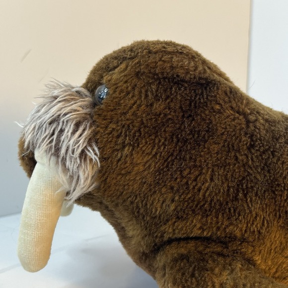 Vintage R. Dakin WALRUS Stuffed Animal 9" Plush Marine Animal - Picture 7 of 16